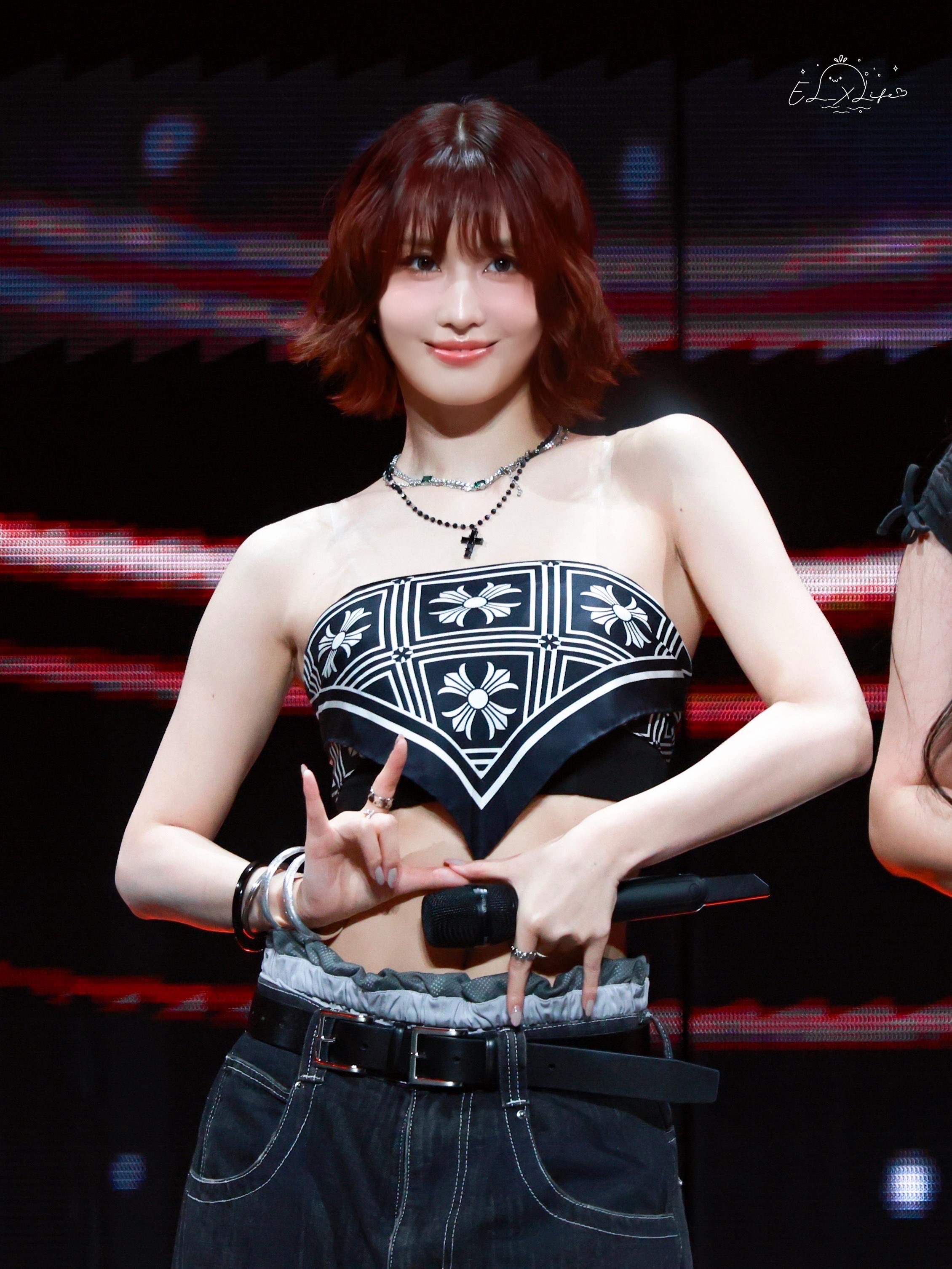 모모 - Search / X