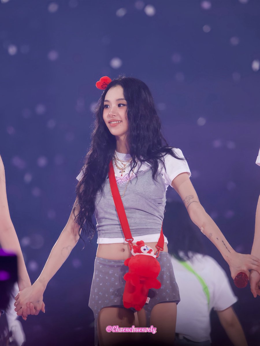 バブみ爆発しすぎてる💥💥💥💥
#CHAEYOUNG  #채영 #チェヨン #彩瑛
#TWICE  #트와이스  #THISISFOR