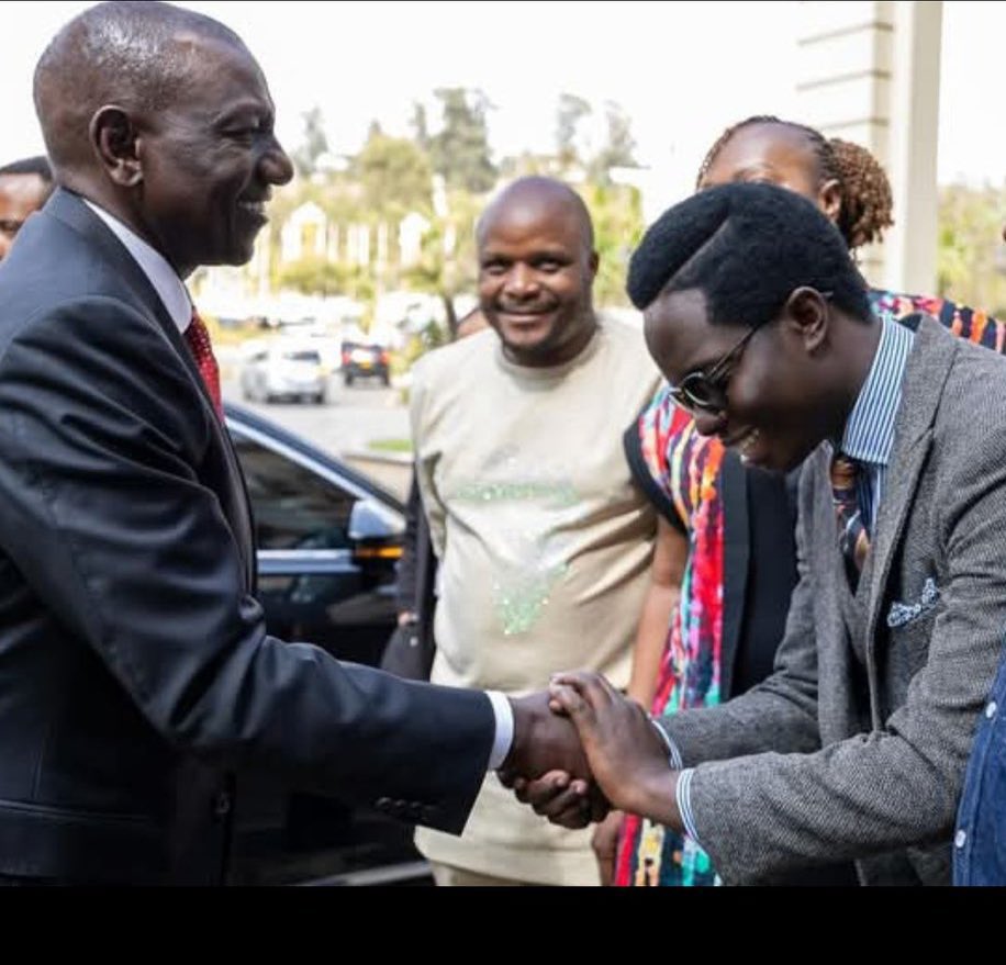 jimNjue_'s tweet image. This photo will be on the cover of a set book someday. A set book like Betrayal in the City, or Kidagaa…These stories must be told to future generations.