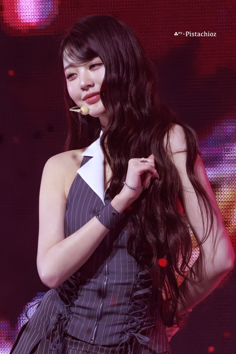 zwycoder's tweet image. 250821 (1)

#IVE #아이브 #원영 #장원영 #WONYOUNG #JANGWONYOUNG