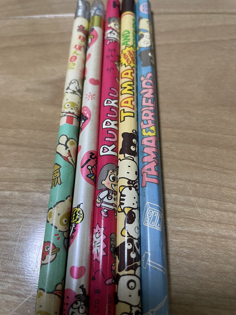 昭和ガールのみなさん。実家にて発掘された古の鉛筆です。
