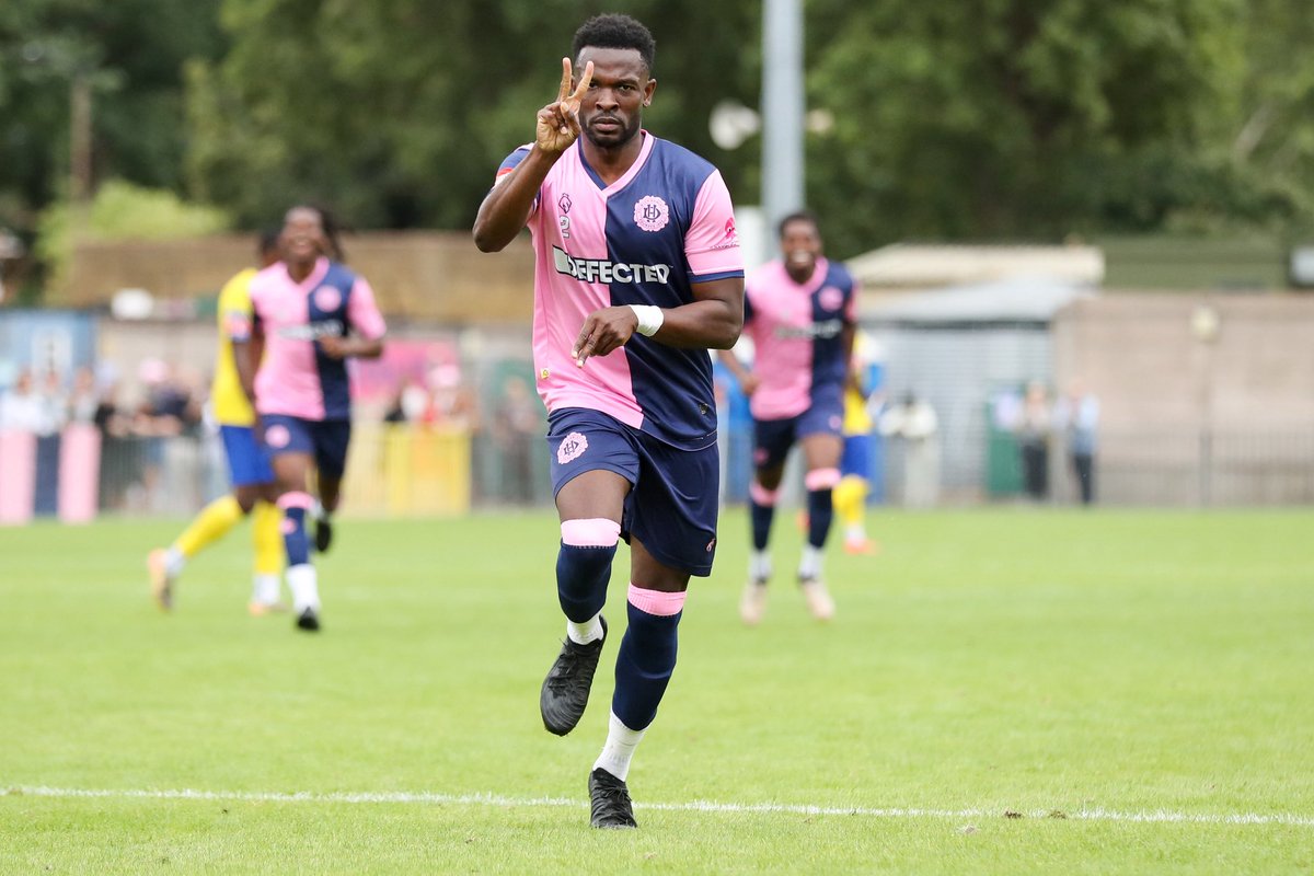 cookieonscreen's tweet image. Let out the cage and hungry for more 🦁 
3 points ✅ 
Clean Sheet ✅ 
Second debut ✅ 
Goal ✅ 
What a group man! 
🧱 by 🧱 
@DulwichHamletFC