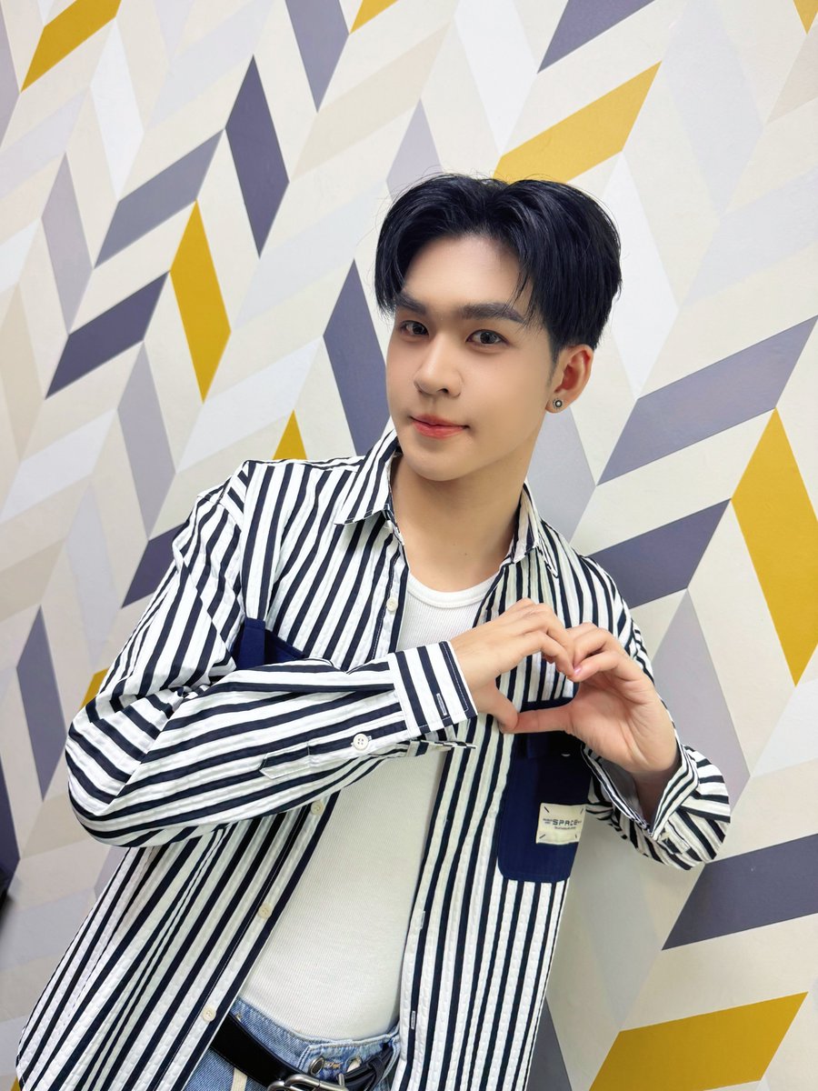 DomundiTV's tweet image. “อู่อู๋” @Auautnp พร้อมแล้วสำหรับงาน 双子星洲 x BEEPLUS ✨️

#BeeplusXAuau