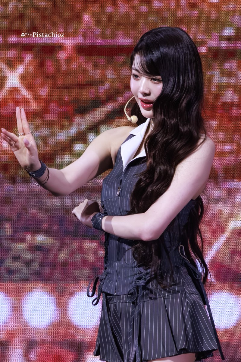 zwycoder's tweet image. 250821 (2)

#IVE #아이브 #원영 #장원영 #WONYOUNG #JANGWONYOUNG