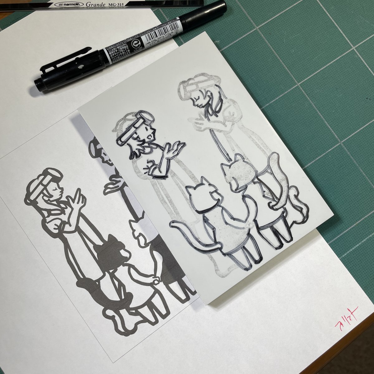 版画の図案を消しゴムに転写したら薄かったので、上からペンで描き直しています。鉛筆でトレースしたほうが早かったのではという疑問がでてきましたよね。
これはグループ展「夢の手ざわり」むけの4作目の版画です。「夢（VR）の手ざわり」をテーマに、私はコミュニケーションを軸にして制作しています