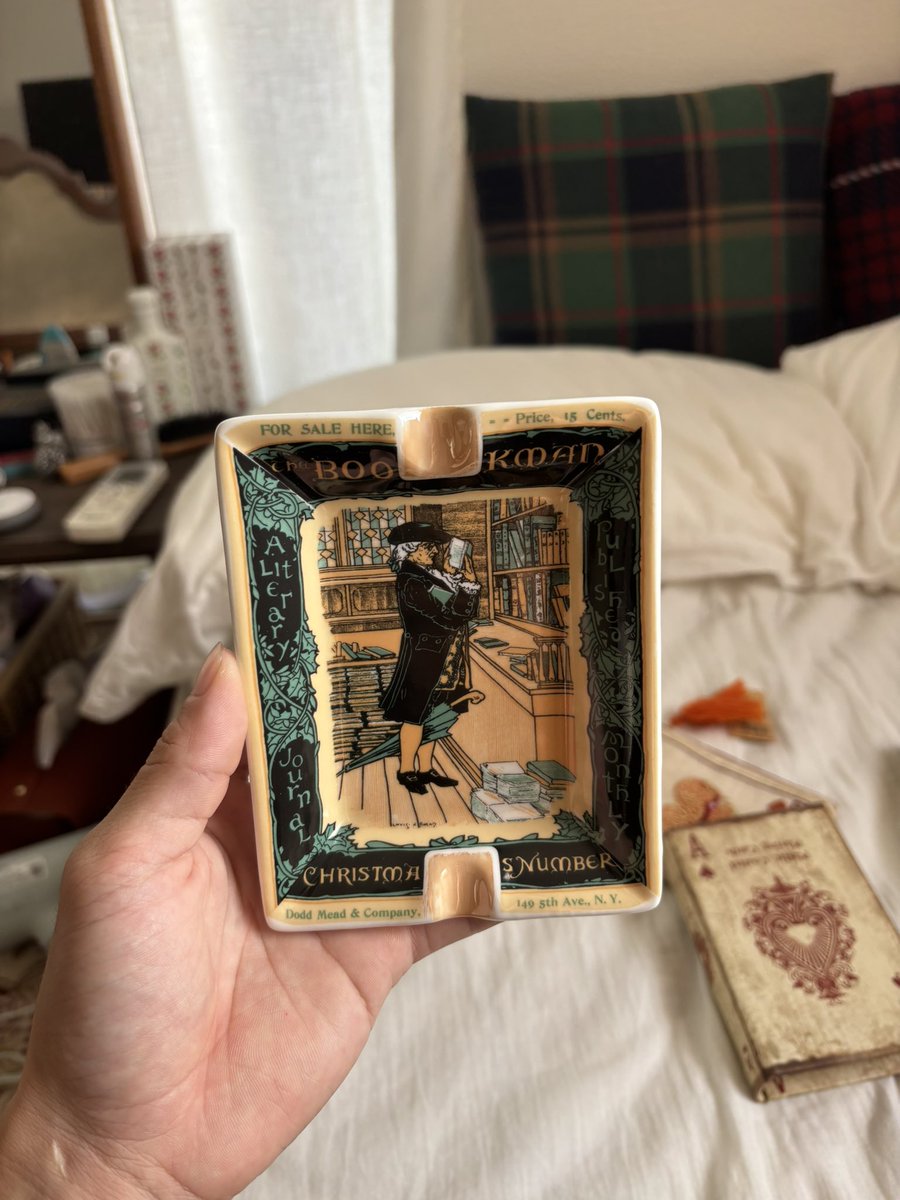 __kho_u's tweet image. タバコ吸わないのに可愛い灰皿買ってしまった