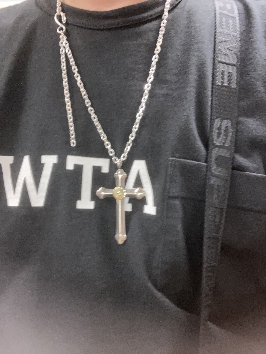 ひとまず完成🦅
太角ロングで大正解⛓
夏休み終わったら自力でホイル付きチェーン手に入れてあと、ちょいちょい増やして行きたいね😊