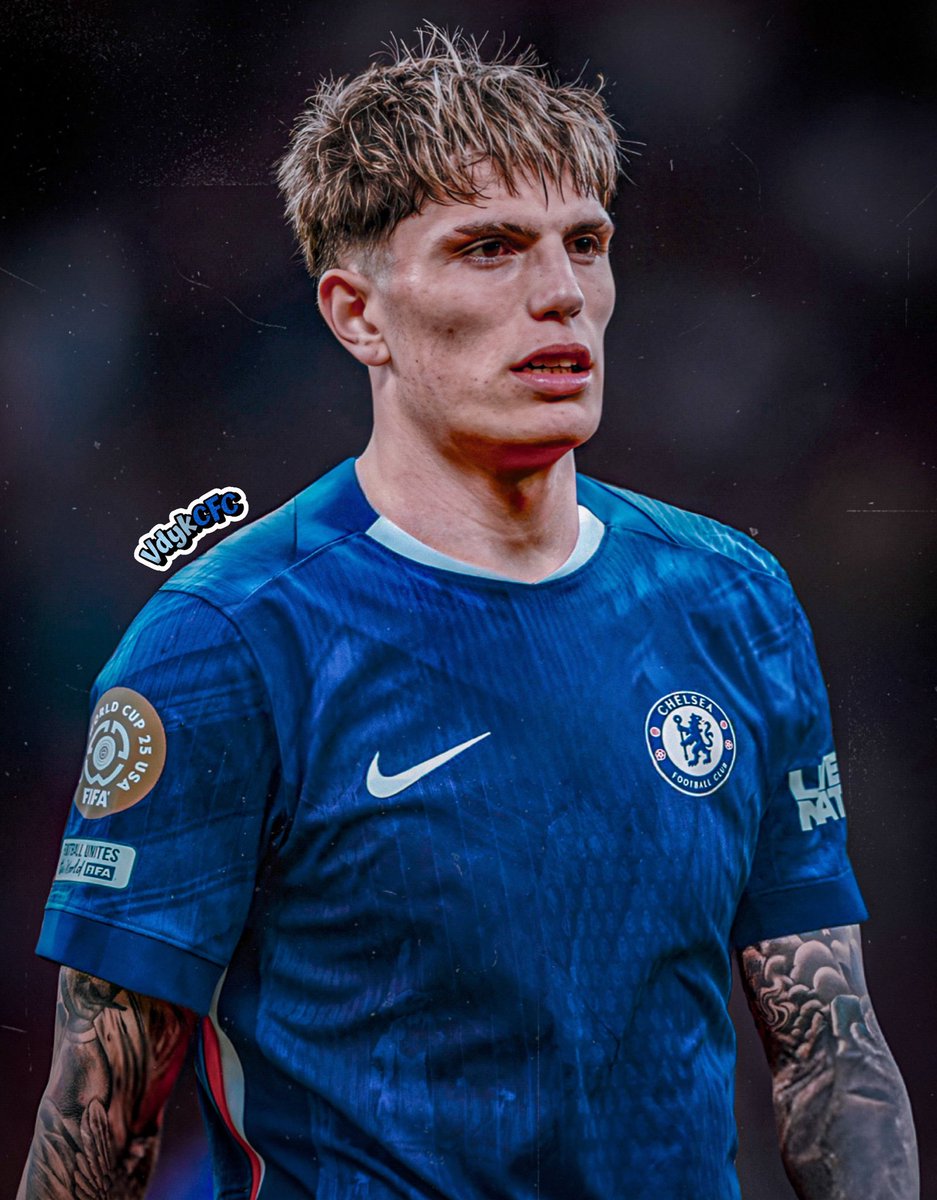 Otulala💙 (@otulala001) on Twitter photo I Just Woke up, and In my dreams I saw Garnacho Scoring Bangers...
Palmer n Estevão working balls and Supplying to Garnacho far end, <a href="/paulwinstanley9/">Paul Winstanley</a> bring our Mo Salah in nowww... I Just Woke up, and In my dreams I saw Garnacho Scoring Bangers...
Palmer n Estevão working balls and Supplying to Garnacho far end, <a href="/paulwinstanley9/">Paul Winstanley</a> bring our Mo Salah in nowww...