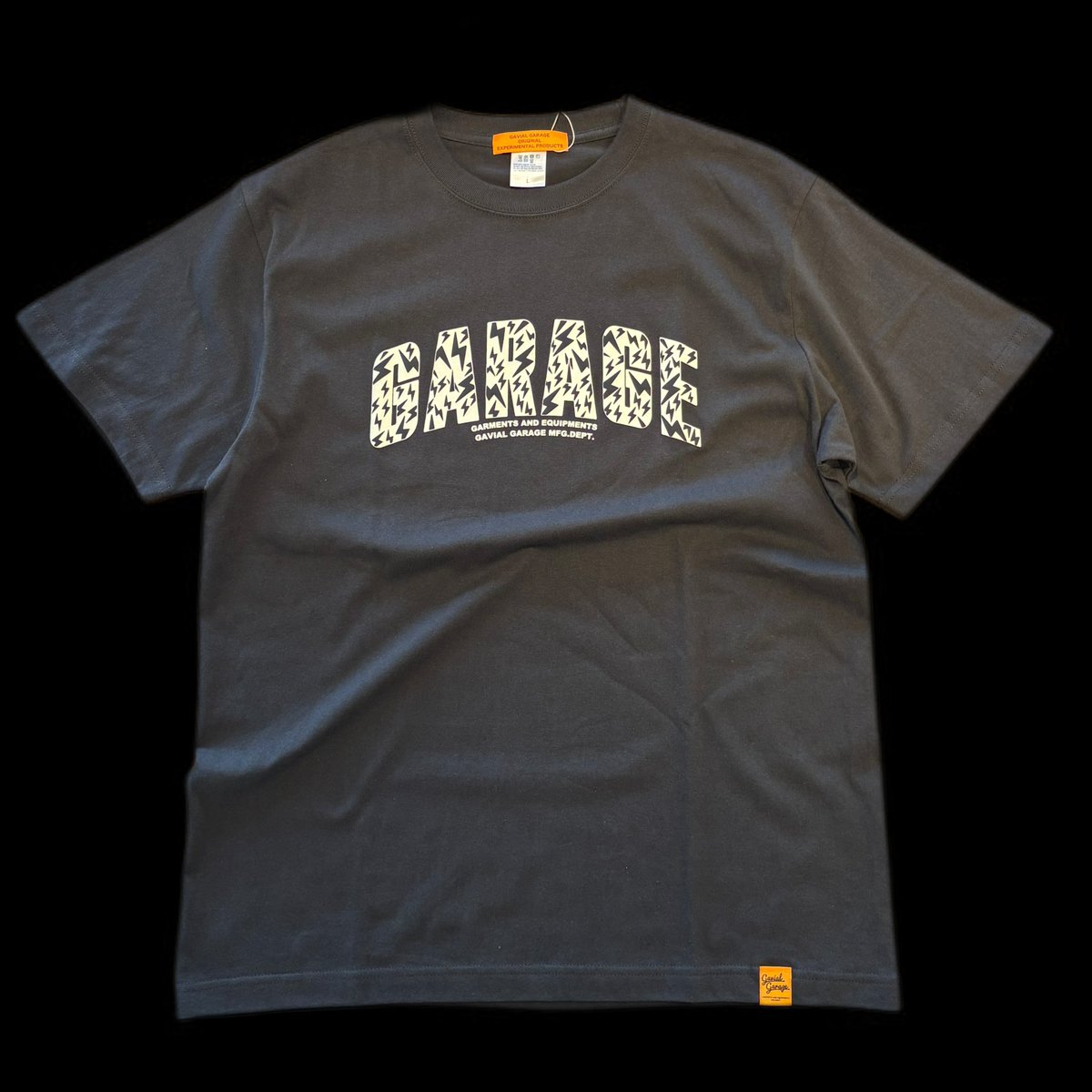 gvls_informer's tweet image. 📢GAVIAL GARAGE_🆕ssTee
" thunder logo"⚡️が、shop GVLSに入荷しております。
⁡
こちらは先日の北海道 #messaround @mess_rui での shop in shop / pop up shopで先行発売した新アイテムとなります。

店頭にお越しの際は是非チェックしてください✔️