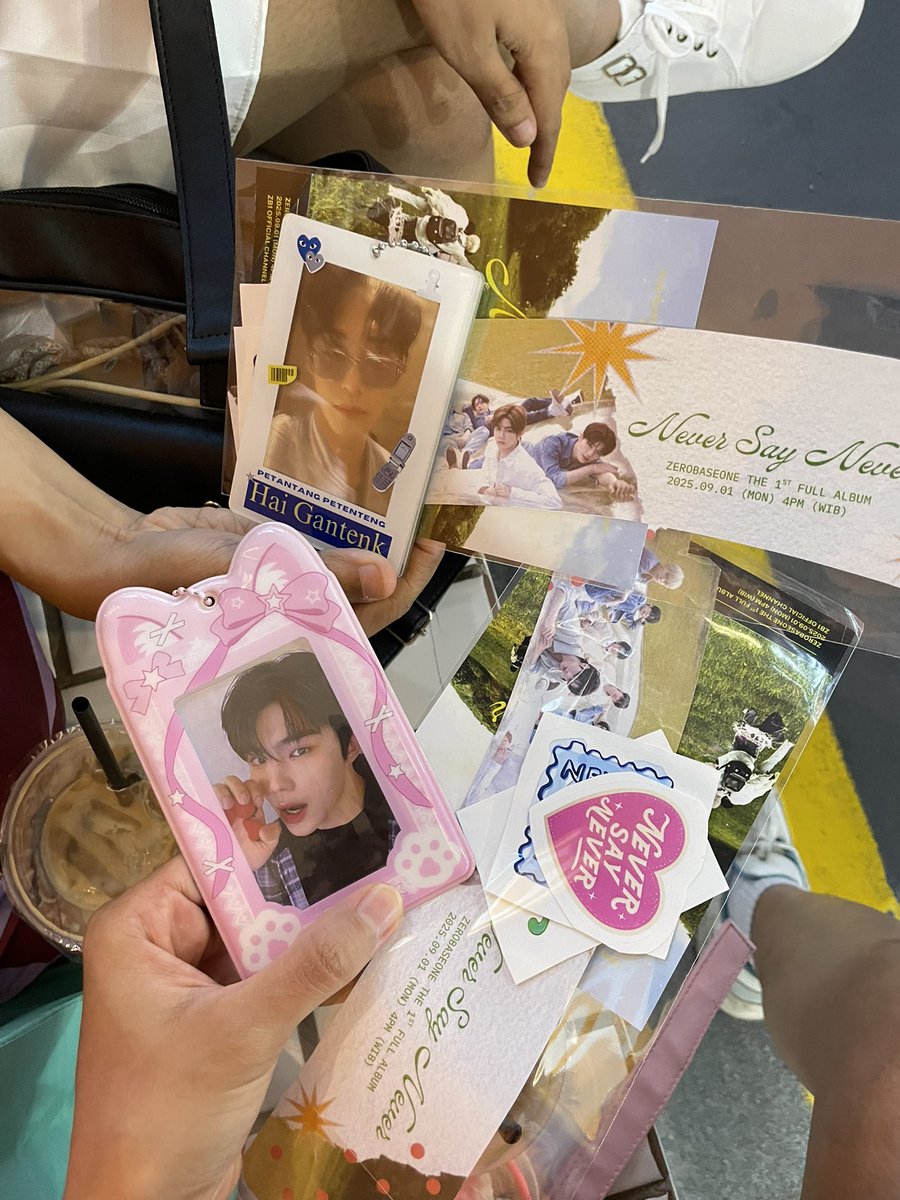 rloldlve's tweet image. thanks kak! 😭🫶🏻💗 lupa foto bagian sana-nya kdhsksks