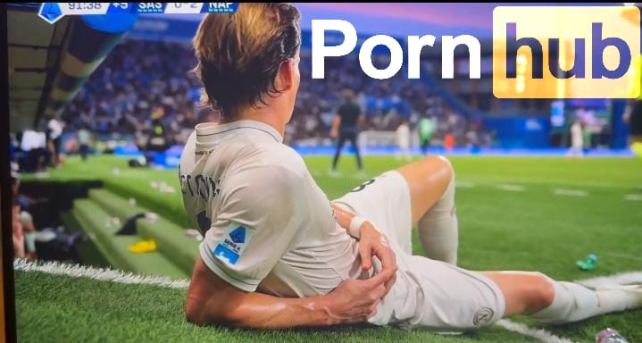 GzGdj4VXQAAEo50?format=jpg&name=900x900