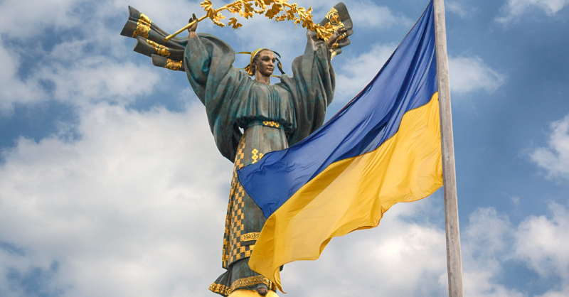 ukrlessons's tweet photo. 🇺🇦🎉 З Днем Незалежності України! Happy Independence Day of Ukraine! 

💙💛 Discover 15 powerful Ukrainian words that capture the spirit of today’s Ukraine.

https://t.co/UWrZAZ58ei https://t.co/IeDearHCT0