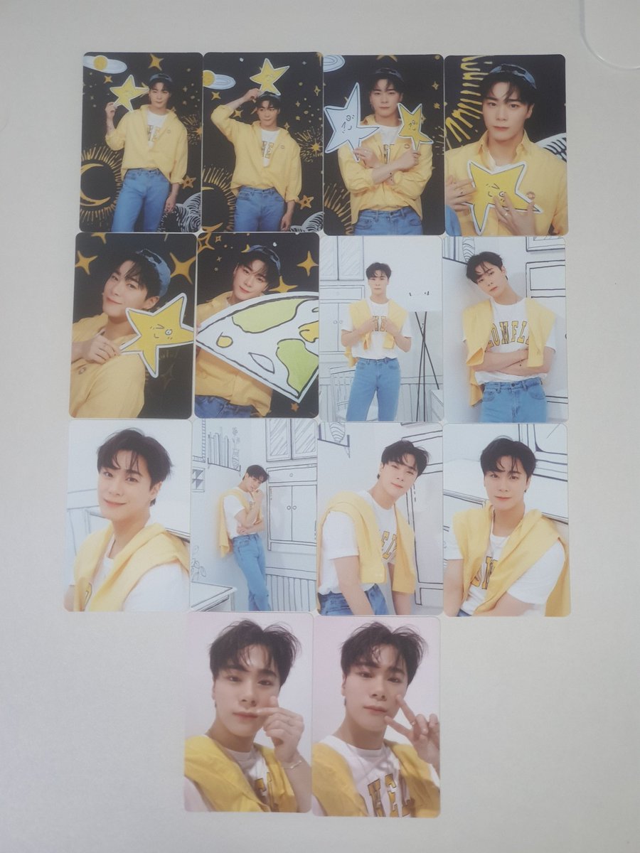 bbinniddo's tweet photo. 아스트로 문빈 2023 시즌 그리팅 판매합니다
구성품:
- 2023 시즌 그리팅 캘린더
- 포스터
- 포토스티커
- 달력 포토카드
배송비포함 3.0
#astro #아스트로 #아스트로포카 #아스트로양도 #문빈 https://t.co/hHF4KKVzK4