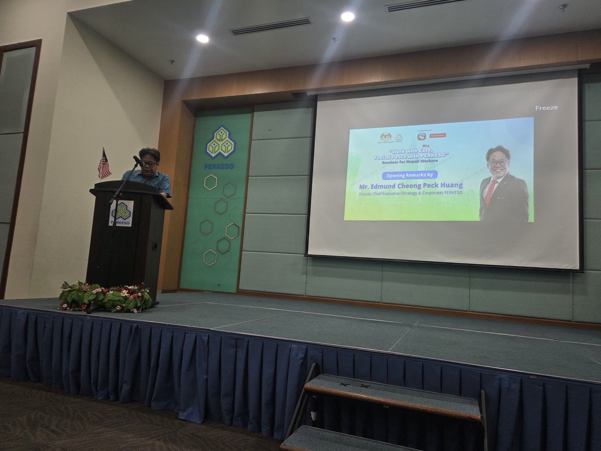 NetraPrasadTims's tweet photo. Honored to deliver welcome speech in a workshop organised by the Social Security Organization (PERKESO) of Malaysia  to raise awareness of Nepali Migrant Workers in Malaysia for promoting access to the benefits of social protection provisions of the govt of Malaysia. https://t.co/WP28Tk4bqF