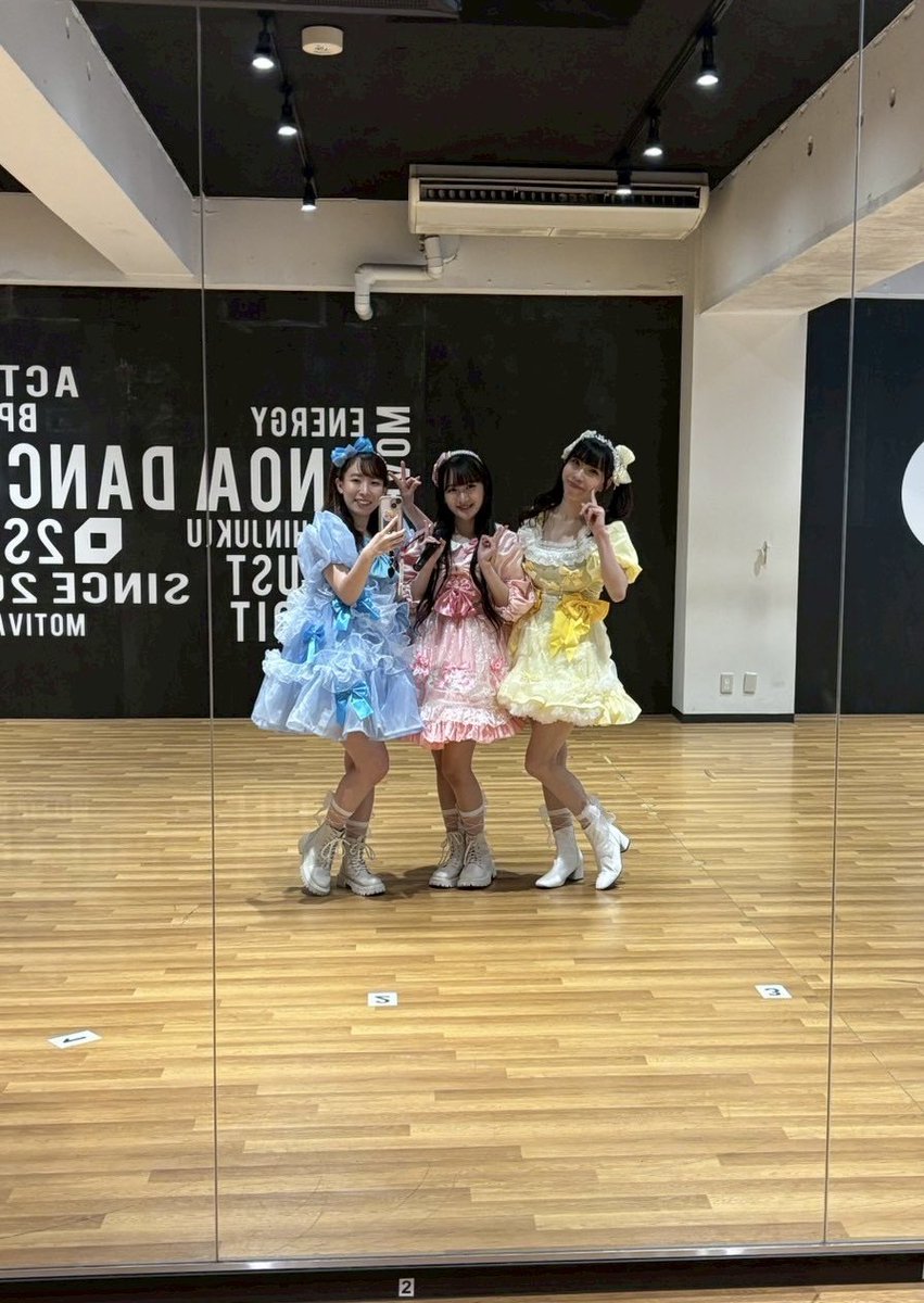 ApimaruGrande's tweet photo. チームちいかわ！！
🌟💙🩷💛🌟 https://t.co/2XZ68tw3LX