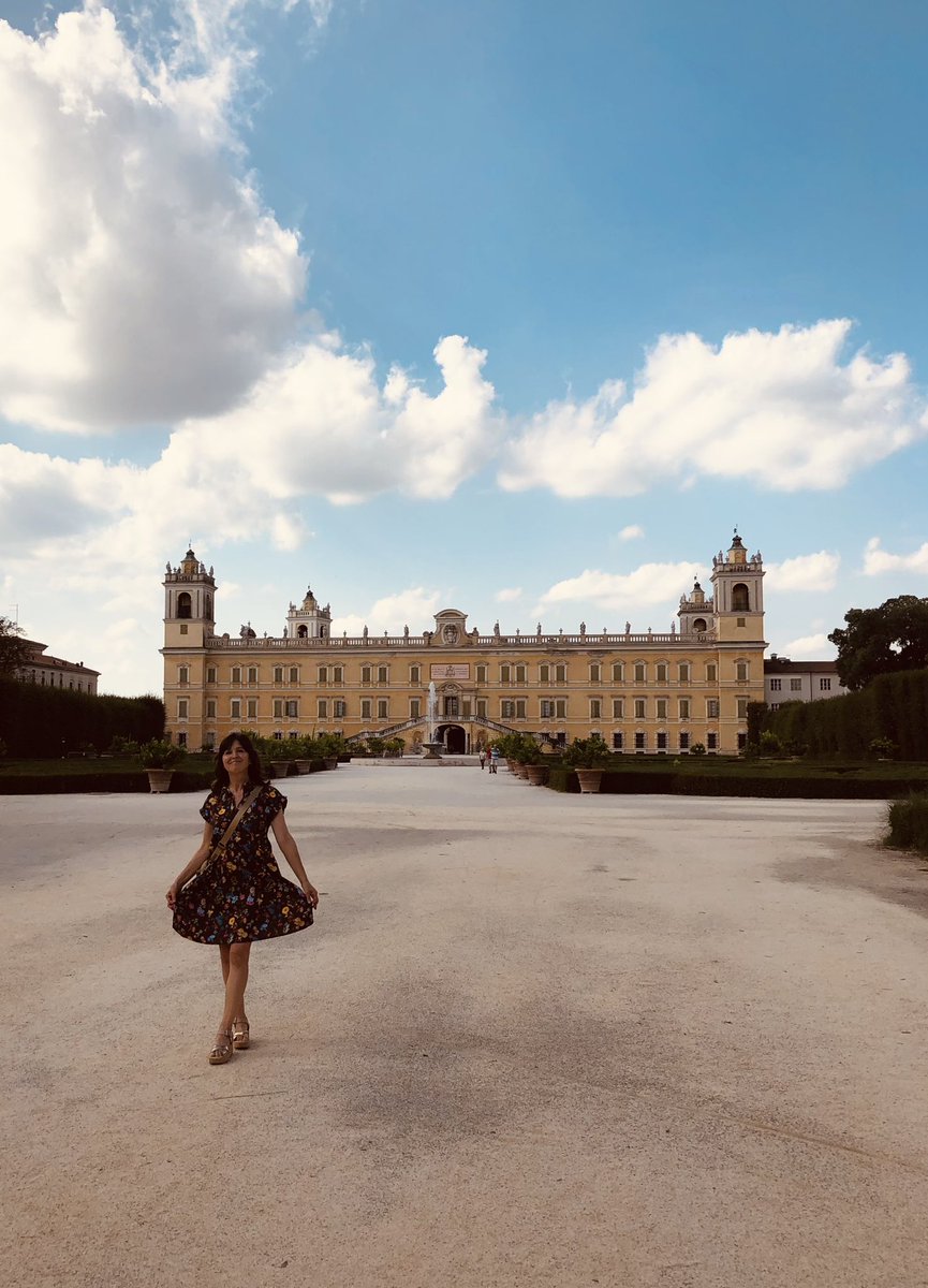 il vestito coi fiori 
non ancora appassiti 

Colorno