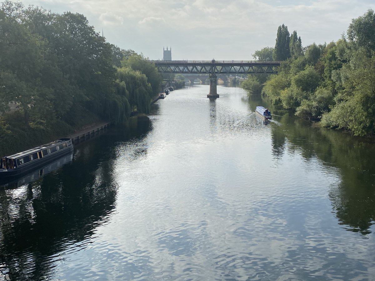 Another calm morning for my bike ride in #Worcester - my bike had a major refit this week, now only the engine needs work 😉 
Have a great Sunday 😊