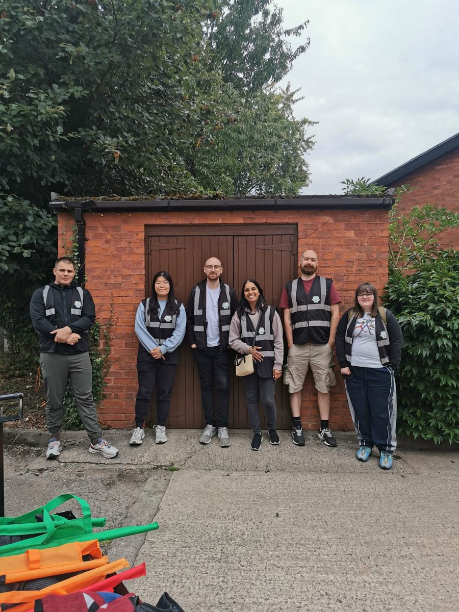 feed_manchester's tweet photo. Did you know that there are over 354,000 people living in the UK who are experiencing Homelessness?

Did you also know that there are almost 1.2 million empty homes in the UK?

Makes you think, doesn't it. There's never a valid reason for homelessness! https://t.co/ILF2vnVClH