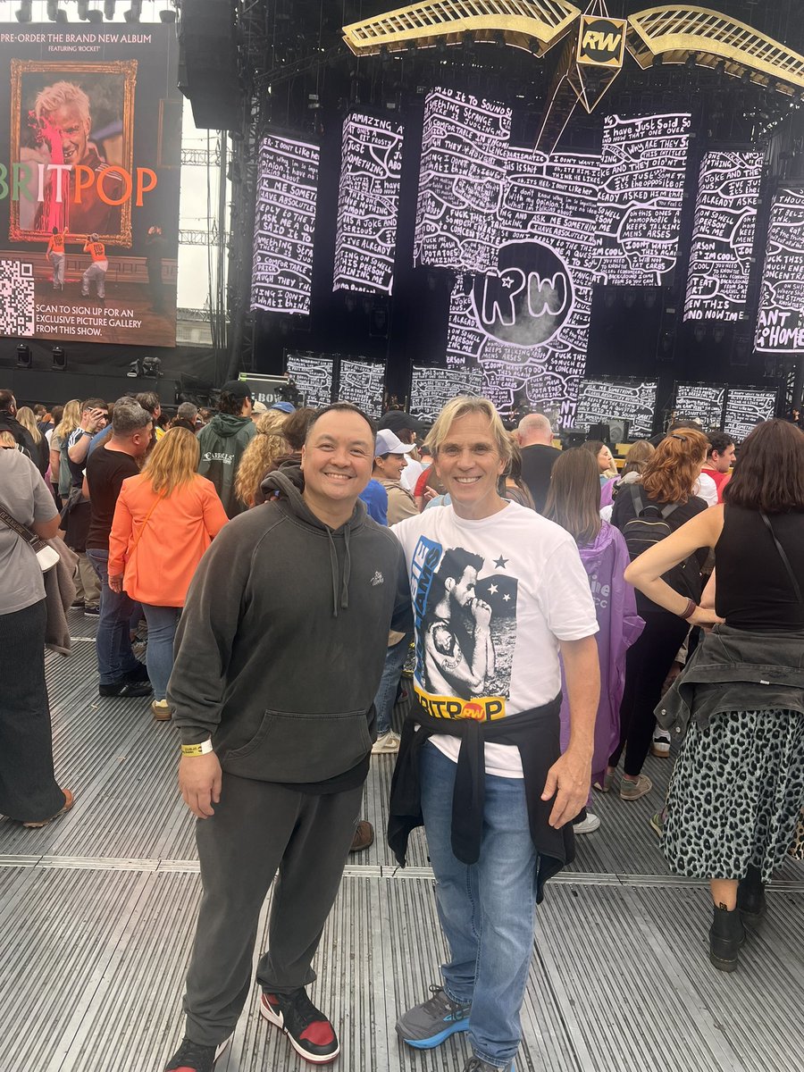 WWERobinson's tweet photo. So happy to get to see @robbiewilliams last night in #Dublin. Fantastic show. https://t.co/493CinR9yO