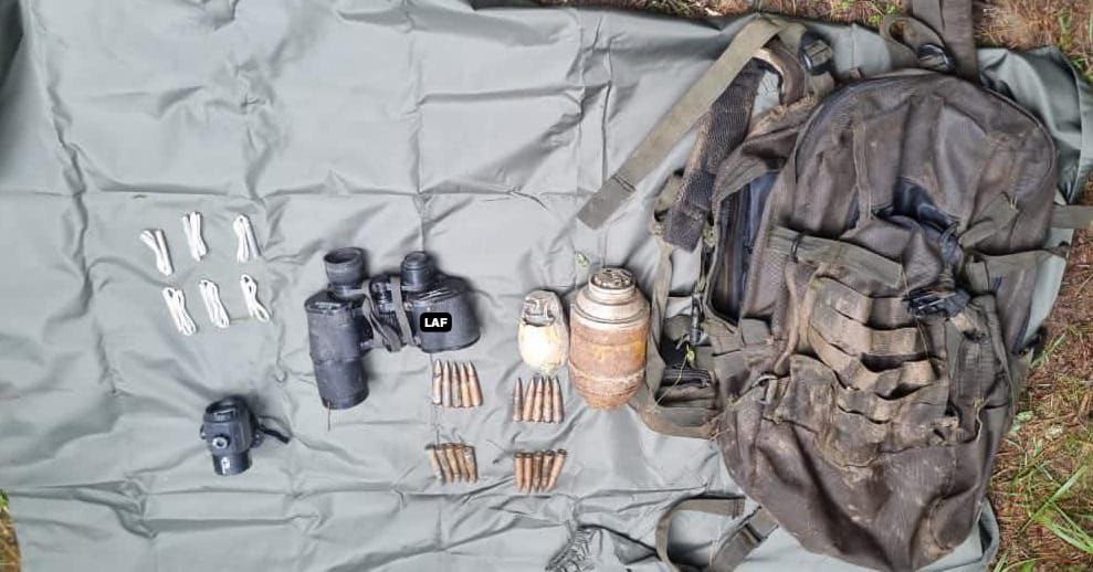 OSINTJKL's tweet image. #HIDEOUT
Security Forces Have busted a Militant hideout During the search SF's recovered 
Ammunition
grenades
detonators 
a telescope
&amp;amp; other incriminating materials. Further investigation going on
More Details are Awaited