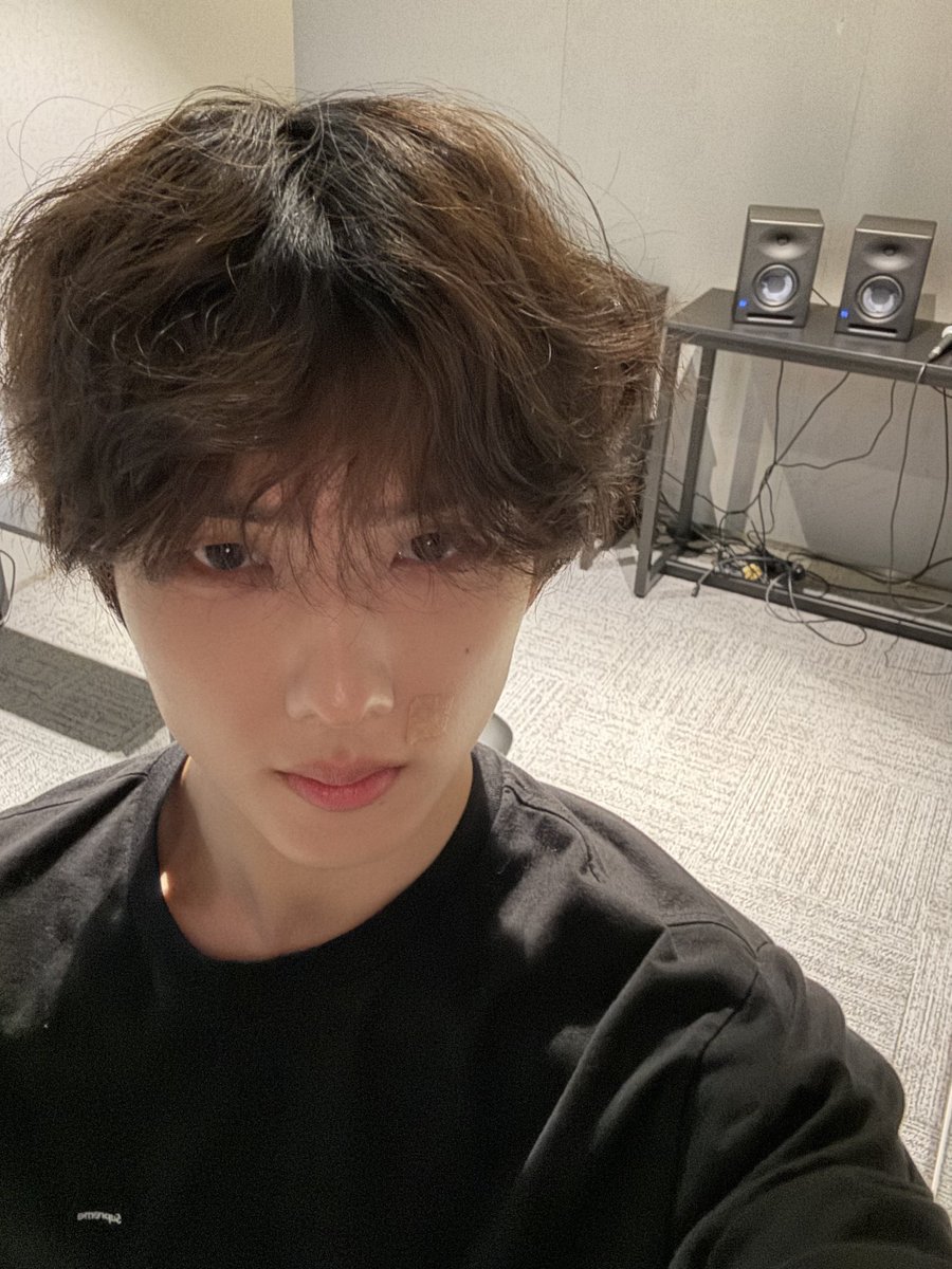 miruuJS's tweet image. 강아지성파는 이렇게 목놓아 울기...
진짜 너무너무 귀엽다 쓰다듬을 거예요 🫳🫳💕