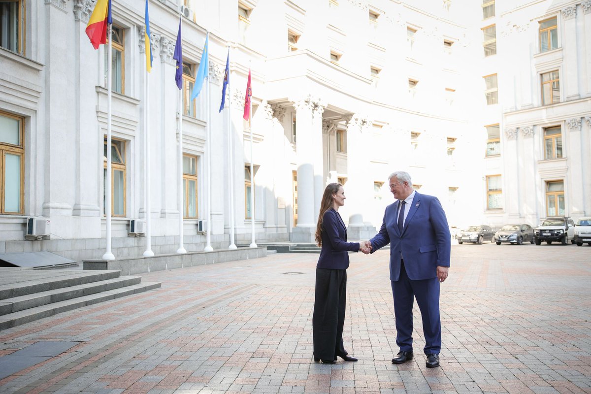 Dear <a href="/andrii_sybiha/">Andrii Sybiha 🇺🇦</a>, on 🇺🇦's Independence Day, I reaffirms RO’s unwavering support for Ukraine and its people, bravely defending their country’s independence, territorial integrity and sovereignty against the ongoing Russian aggression. We will continue to stand by UA side and