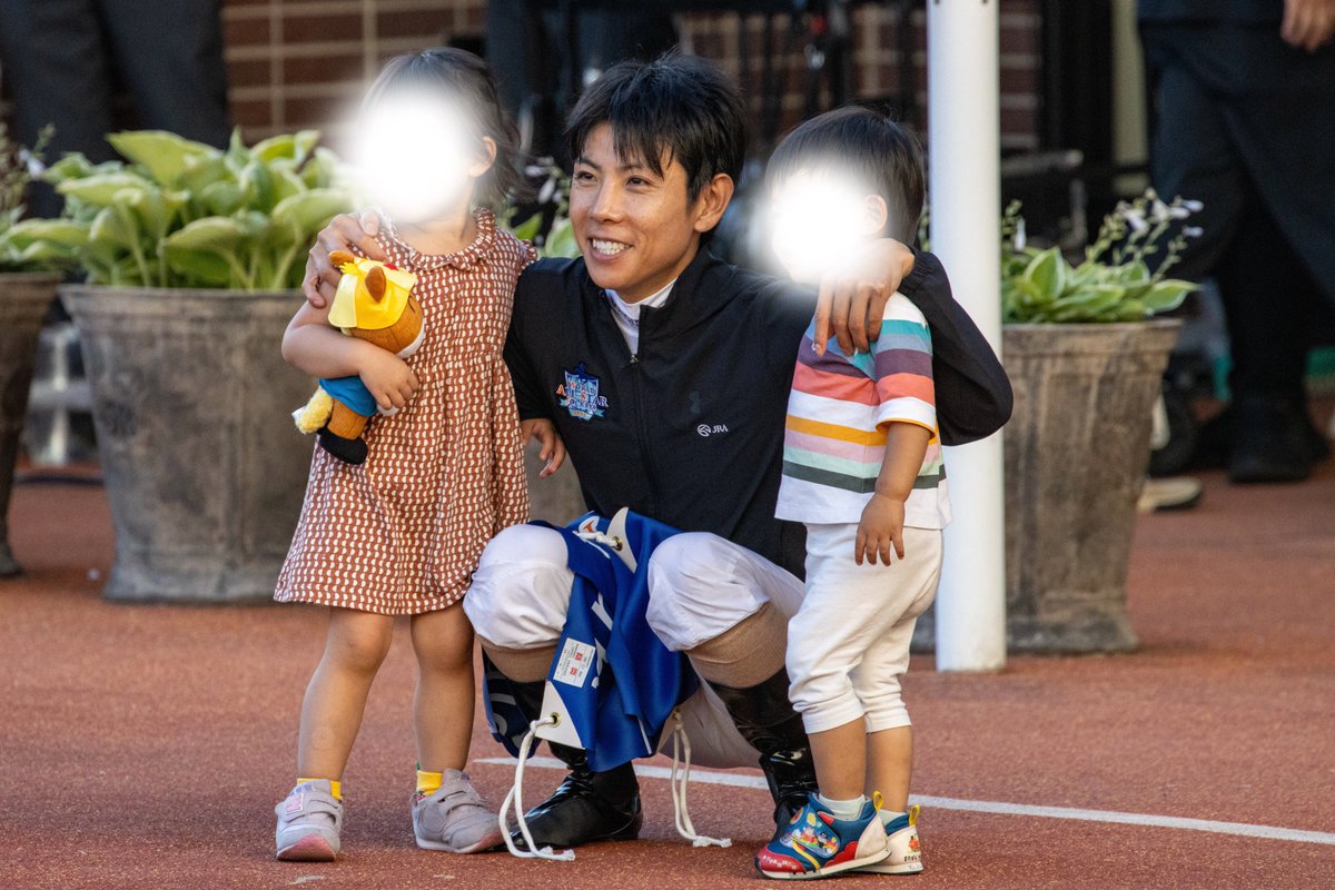 _hina_photo's tweet image. 北村親子のてえてえ瞬間が撮れました

#札幌競馬場
#北村友一
#WASJ
#WASJ2025