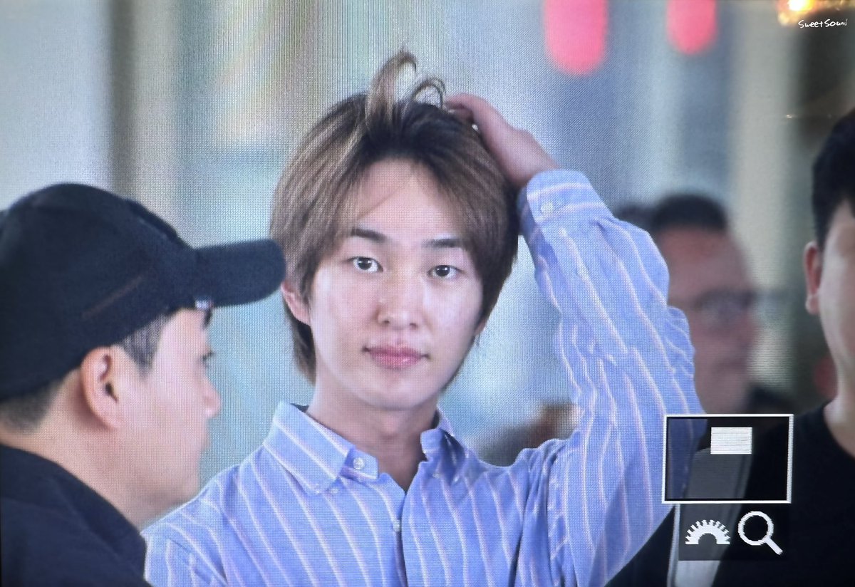 250824 입국

진기야 고생했어🩵

#ONEW #온유 #진기