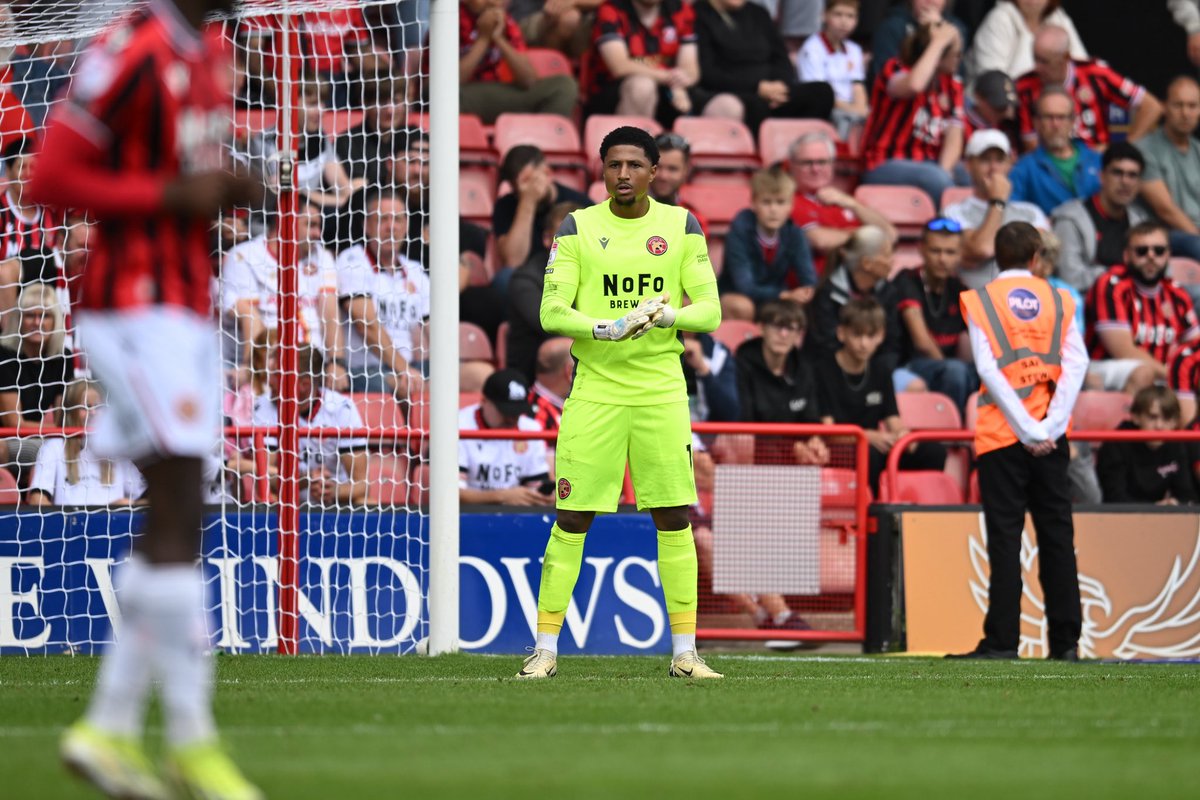 Myles Roberts tweet media