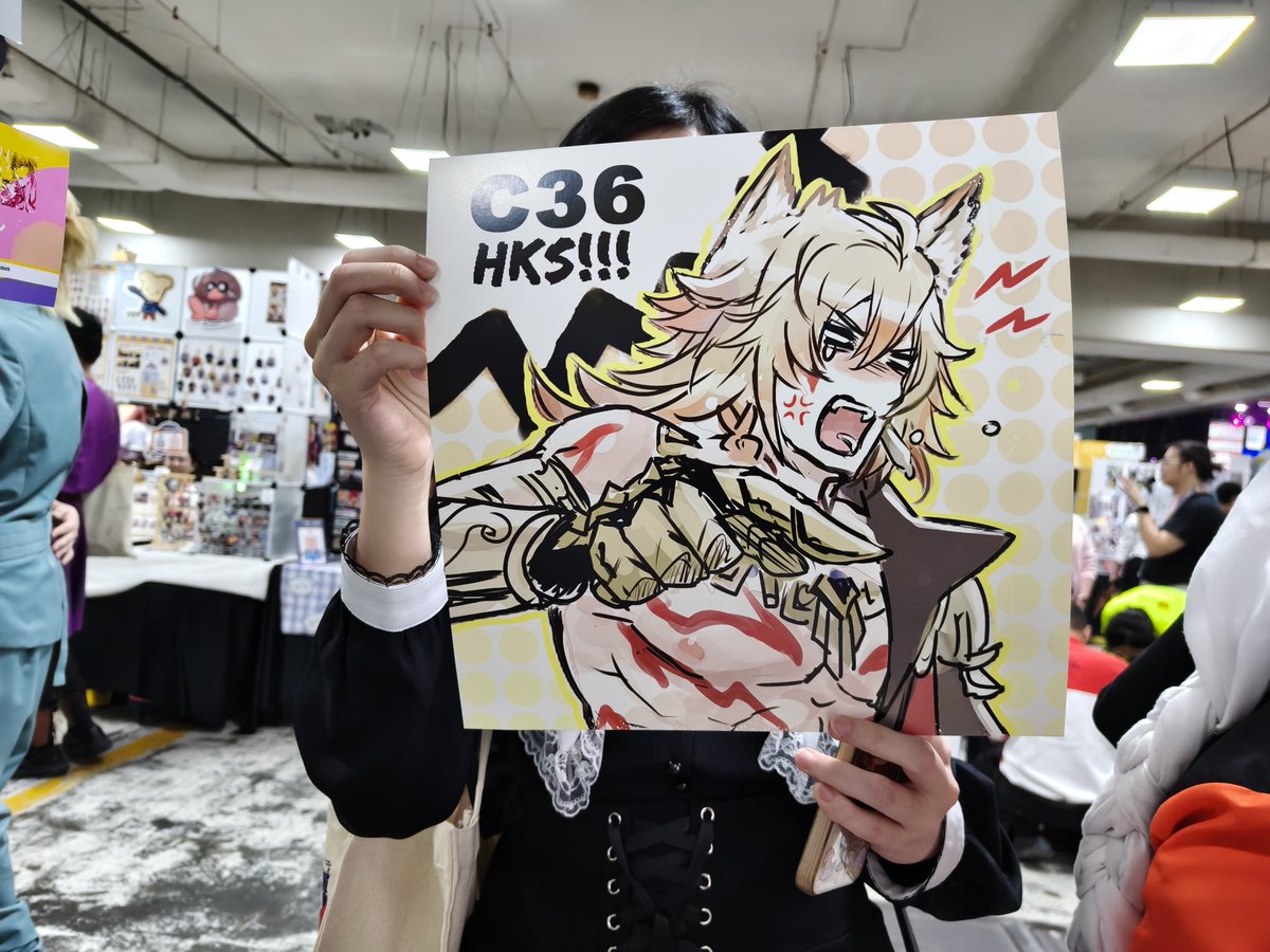 HAHAHA omg! Thank you so much!😂🙏🏻

One booth number art gone,
Left one more booth number art!