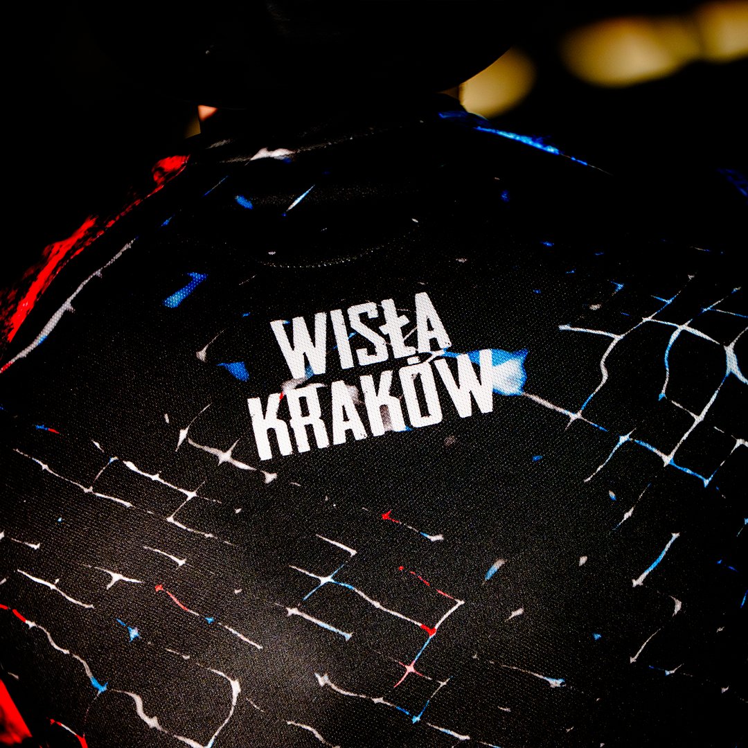 Koszulki na wzór rashguardów już w sprzedaży!

Wykonane z materiału Coolmax, dostępne we wszystkich rozmiarach.

💵 Cena: 149 zł.