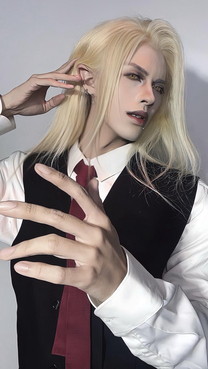 想看露出吗
#熟男 #cosplay