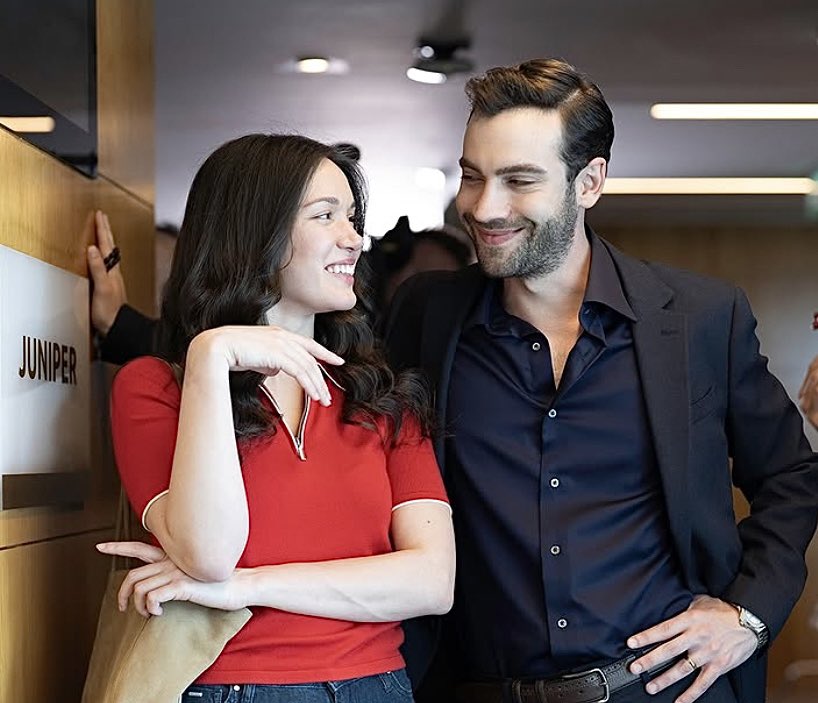 GzGvrHjXgAAsqTM?format=jpg&name=900x900