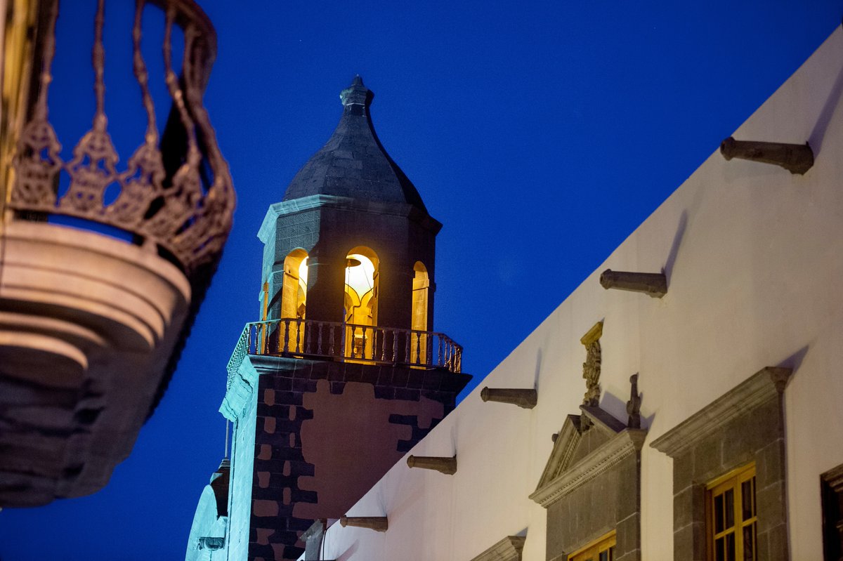 #RutaTorresyMiradores

Las torres y miradores ofrecen una visión única del desarrollo urbano y arquitectónico de la ciudad de Las Palmas de Gran Canaria. Cada una de estas construcciones guardan historia y valores propios que marcan la identidad del paisaje.