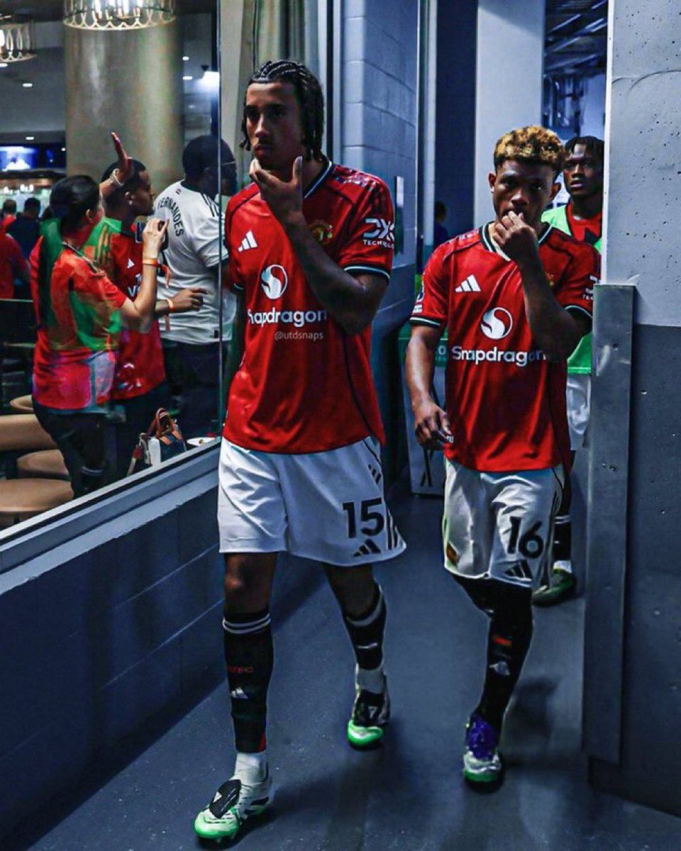 🚨 It’s matchday so I’m following Manchester United fans back who like and retweet this tweet 

Must be following me too ❤️

GGMU