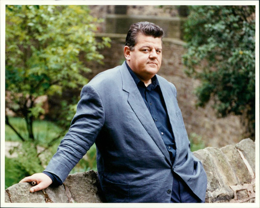 Claire L Meadows MA (@cl_meadows) on Twitter photo It’s impossible for me to rewatch Cracker and not fall a little bit in love with Fitz against my better judgement. So clever, so flawed, so ultimately vulnerable. It’s impossible for me to rewatch Cracker and not fall a little bit in love with Fitz against my better judgement. So clever, so flawed, so ultimately vulnerable.