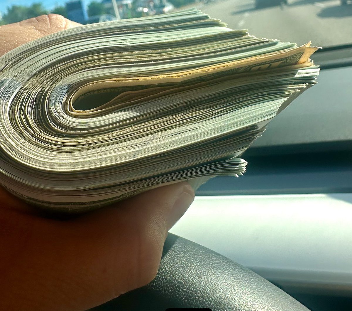 There’s nothing for me to buy or place to travel.. Ive got everything/gone everywhere. took me 40 years to say that - (financial freedom) 

Don’t make #money ur master, Make it ur servant.. 

Sunday is spoil your #family and buy them whatever they want