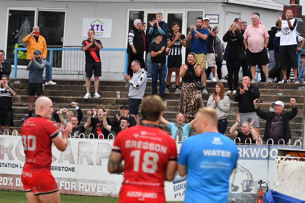 ☝️ Saturday night done right! ✅ 

#VikingsForevermore | 📸 <a href="/rlpix/">RLPIX</a>