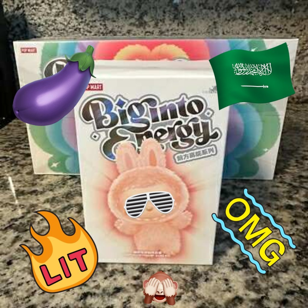 So excited to unbox the first part of my labubu collection 😍 hope <a href="/NUFC/">Newcastle United</a> release a Saudi green one soon 🖤🤍🖤🤍