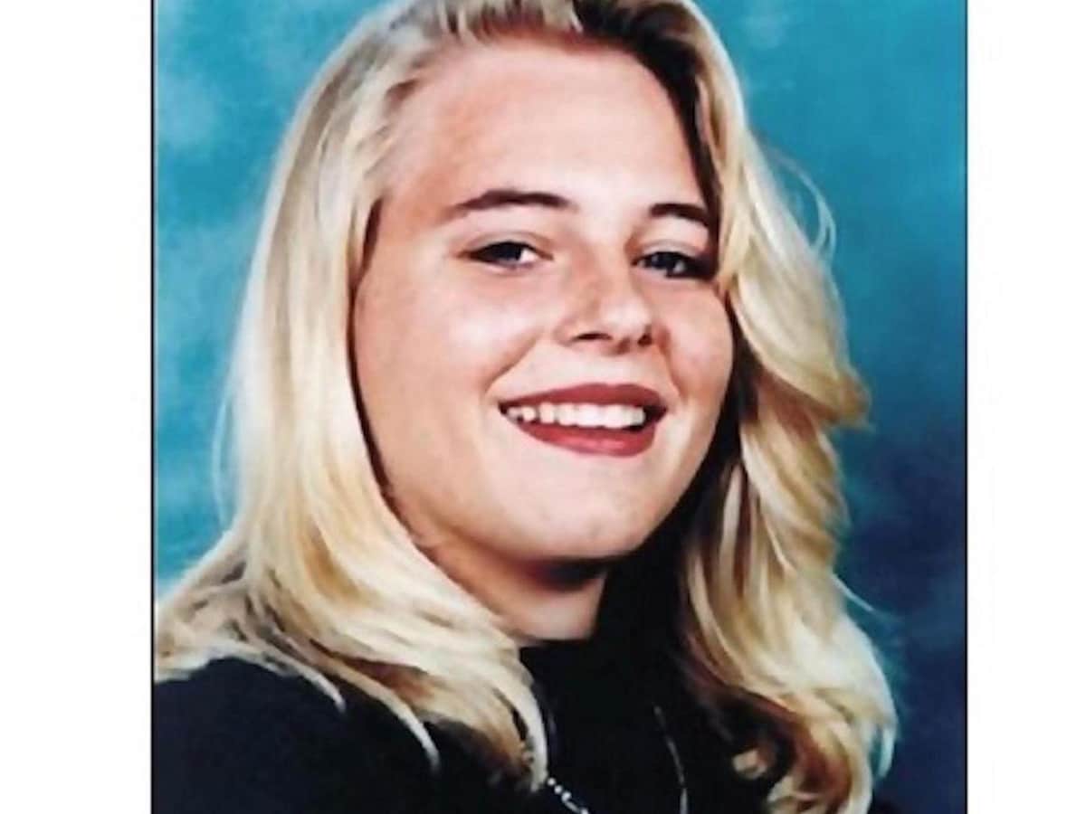 Vrouwen verdienen beter...
En wat ze voornamelijk verdienen is bescherming door de staat. En dat begint bij erkenning dat we een heel groot probleem hebben.