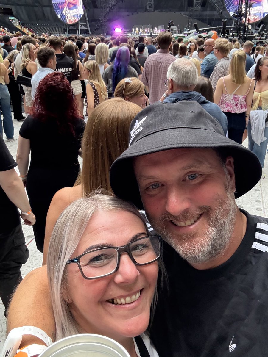 Smithersctid's tweet image. Top night! 👊🏻🍺