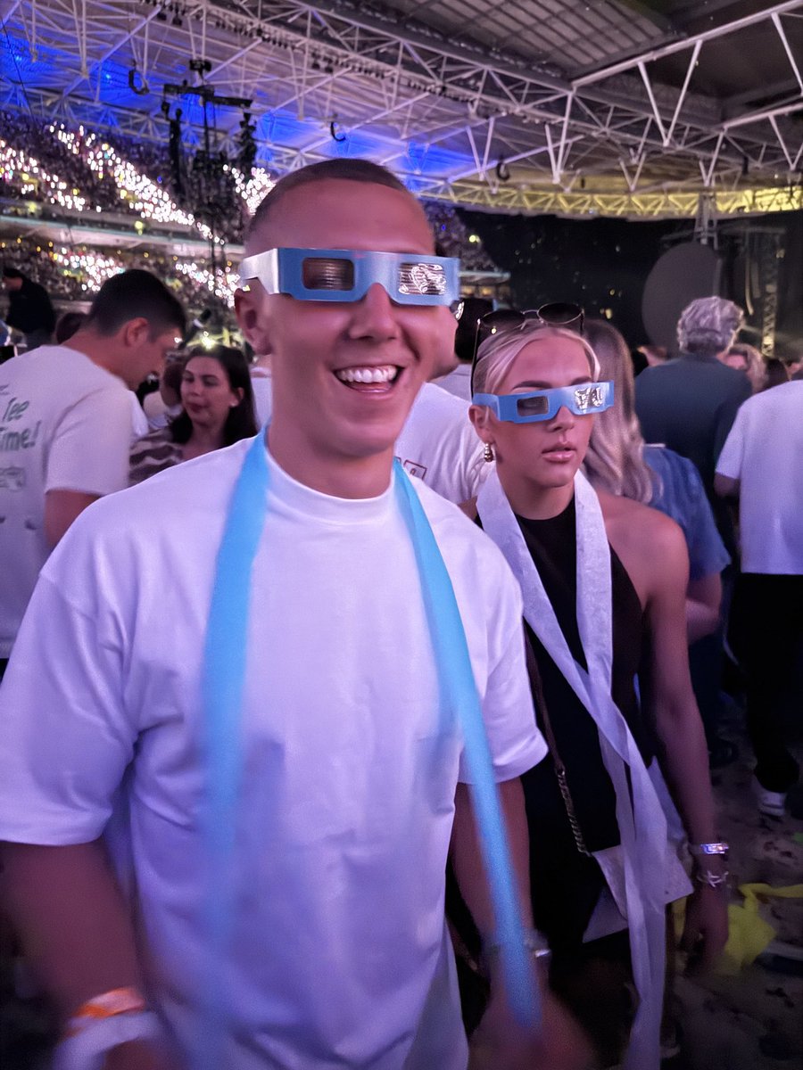 Smithersctid's tweet image. Top night! 👊🏻🍺