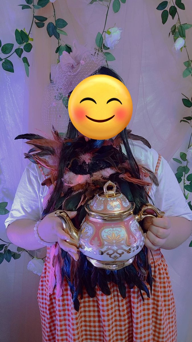 かほ (@fv_upa) on Twitter photo 🍽️カガミの作法🍽️
花花世界さんのカガミの作法を高桜ポーン役で通過しました!🌸
やっぱりマナーは難しいなぁ…😇
(最初っから色んなマナー守れずすいませんでした😭)
GMのみすずさん、同卓の皆様ありがとうございました!
#カガミの作法
#シチュエーションミステリー
#花花世界
<a href="/HuaHua_ShiJie/">【花花世界】超没入型マーダーミステリー店</a> 🍽️カガミの作法🍽️
花花世界さんのカガミの作法を高桜ポーン役で通過しました!🌸
やっぱりマナーは難しいなぁ…😇
(最初っから色んなマナー守れずすいませんでした😭)
GMのみすずさん、同卓の皆様ありがとうございました!
#カガミの作法
#シチュエーションミステリー
#花花世界
<a href="/HuaHua_ShiJie/">【花花世界】超没入型マーダーミステリー店</a>
