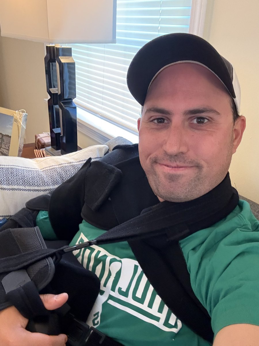 PCohn208's tweet image. Sad to miss @BadlandsTOJ event yesterday in NYC. Starting season on PUP list. See you all in London! 🇬🇧 @JCaporoso