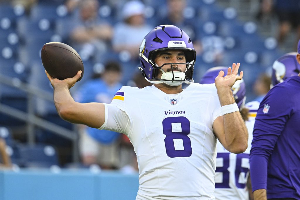 Ian Rapoport (@rapsheet) on Twitter photo Trade! The #Vikings are trading QB Sam Howell to the #Eagles, per me and <a href="/TomPelissero/">Tom Pelissero</a>.
Itโs a 5th in 2026 and 7th in 2027 to MIN, while PHI Howell and 6th in 2026. Minnesota, which recently hosted Carson Wentz on a visit, now has a QB opening. And Philly gets more QB depth. Trade! The #Vikings are trading QB Sam Howell to the #Eagles, per me and <a href="/TomPelissero/">Tom Pelissero</a>.
Itโs a 5th in 2026 and 7th in 2027 to MIN, while PHI Howell and 6th in 2026. Minnesota, which recently hosted Carson Wentz on a visit, now has a QB opening. And Philly gets more QB depth.