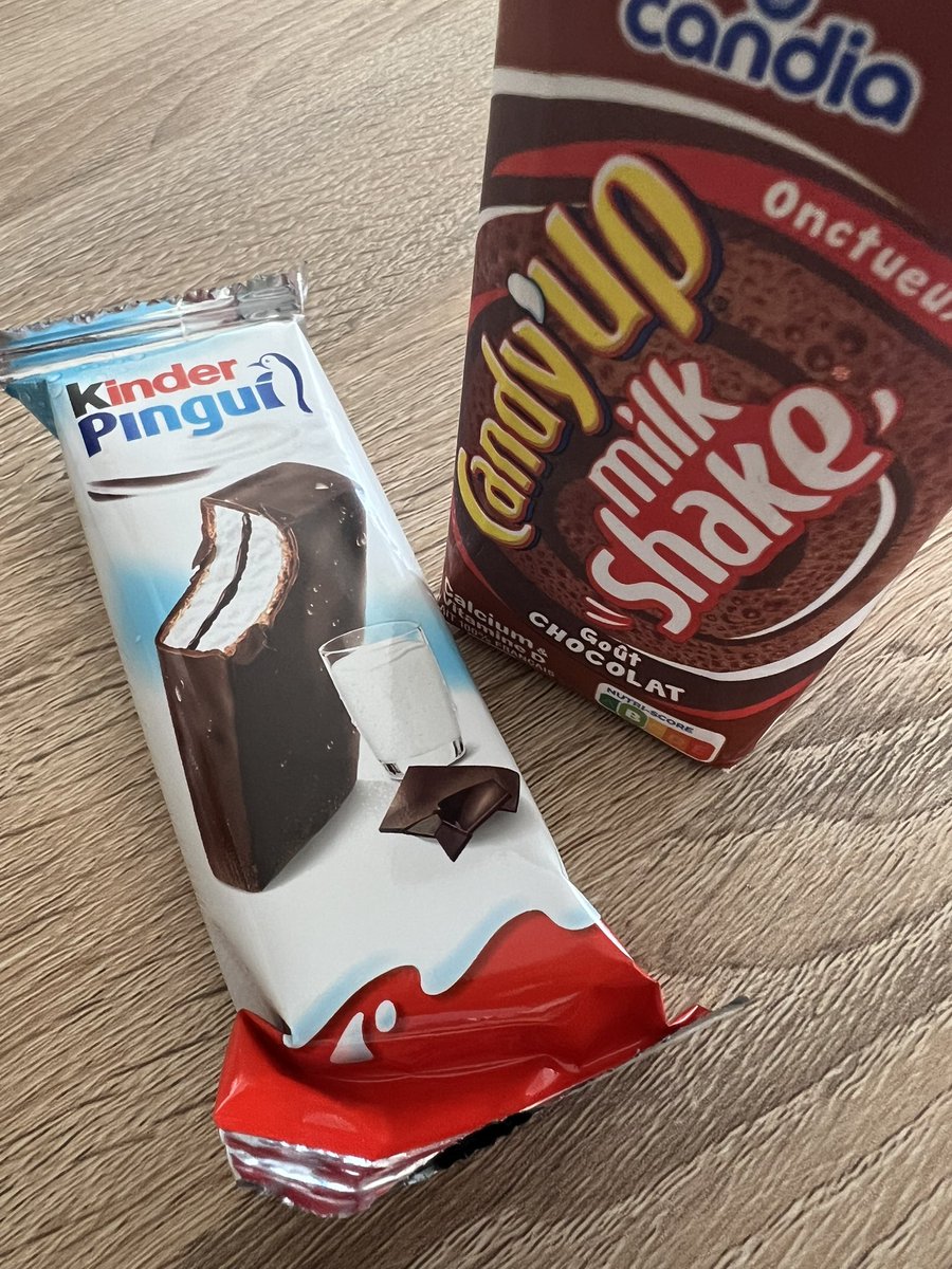 Topiramatee's tweet image. Mon essai healthy du jour (#Kombucha) n’ayant pas été concluant du tout, virage à 360° pour un goûter pas du tout healthy mais hyper régressif ! 😂