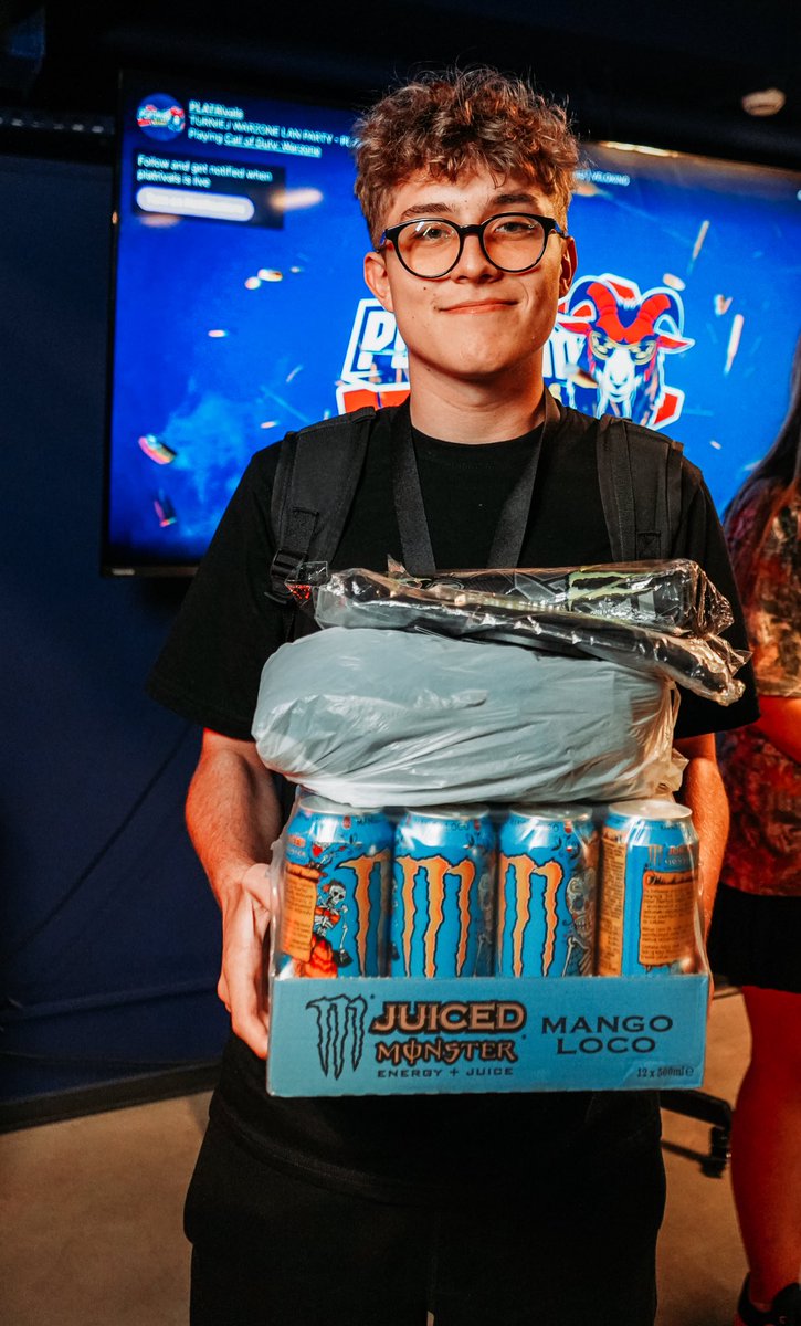 PLATRivals's tweet image. 🏆 LAN Party III is done! Congrats to the winners:

🥇 @Falconoskyyy -gaming chair from Yumisu + SCUF controller
🥈 @Papryczka1304 - desk from Yumisu
🥉 @roocket__ 

⚡ Everyone got Monster Energy supplies + goodies!

@ScufGaming  @MonsterEnergy @YumisuChairs