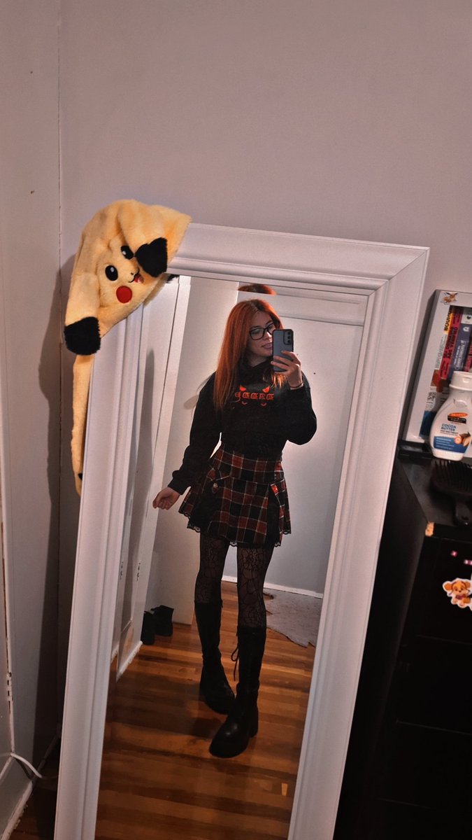 LittlePossum tweet media