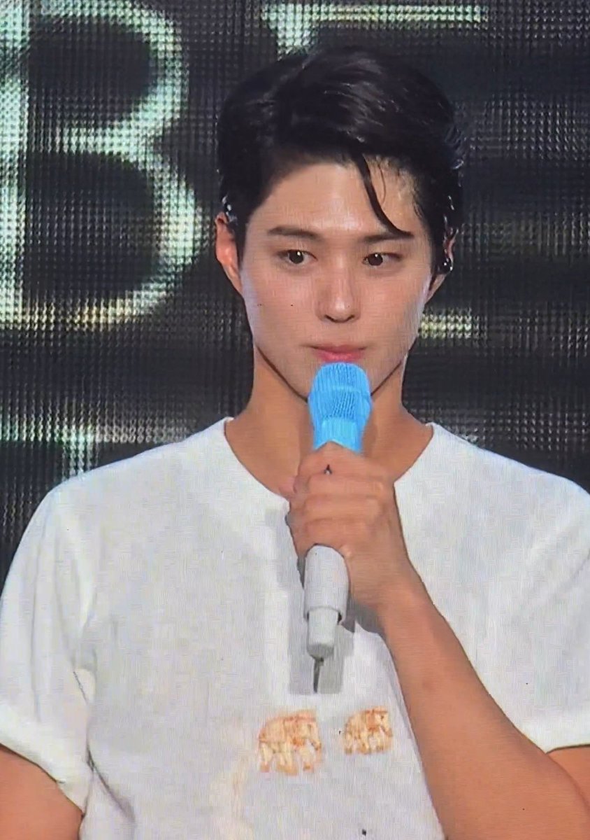 🐶: 앉고싶으세여~~??
🩵: 네~!
🐶: ...뉍...

..ㄴㅁ 기여워서 죽는다 나