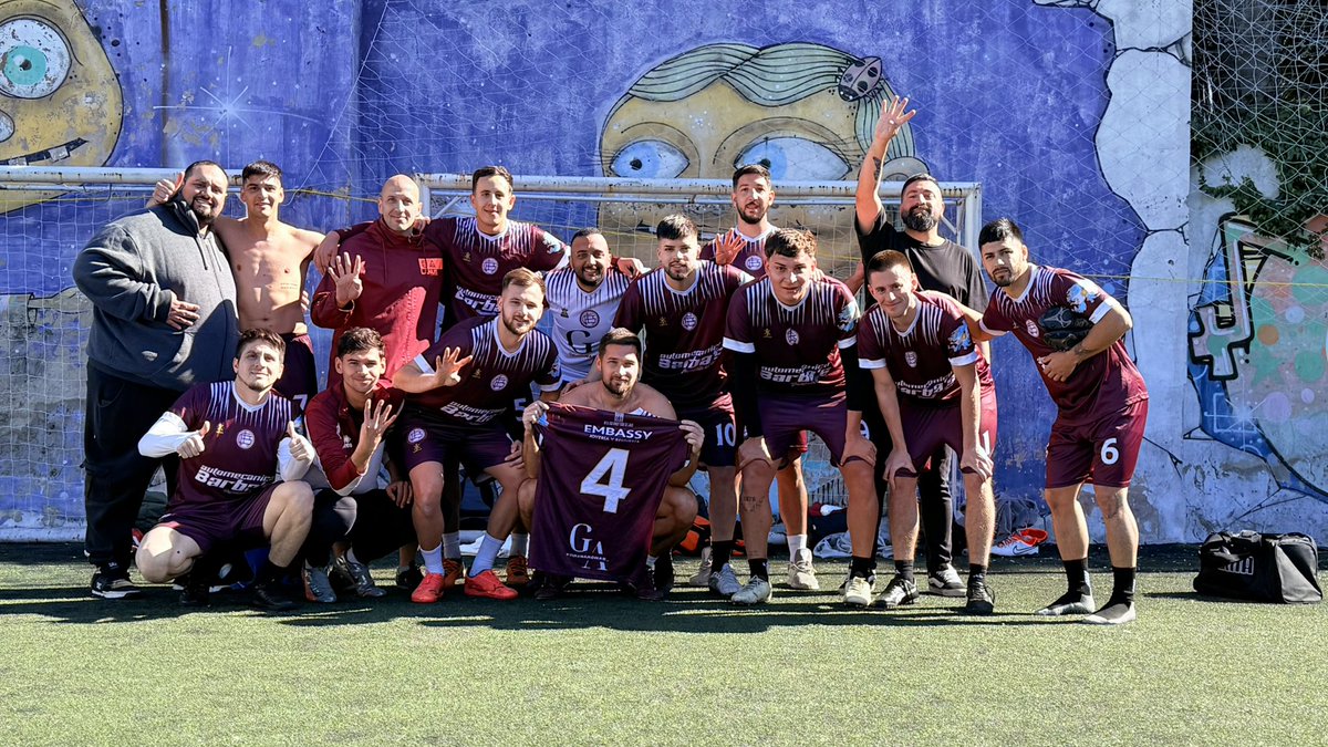 Ganó el más grande del sur. Nosotros hablamos en la cancha 👉🏻👌🏻🇫🇮
<a href="/LanusLat/">Club Lanús - LAT</a> 4 
<a href="/Quilmes_LAT/">Quilmes LAT</a> 0
<a href="/LAT_ARG/">LAT - 𝑳𝒊𝒈𝒂 𝑨𝒓𝒈𝒆𝒏𝒕𝒊𝒏𝒂 𝑻𝒘𝒊𝒕𝒕𝒆𝒓</a>